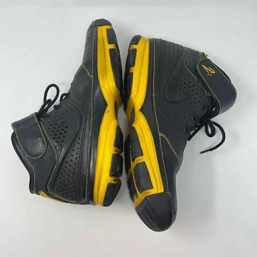 Nike black mamba
